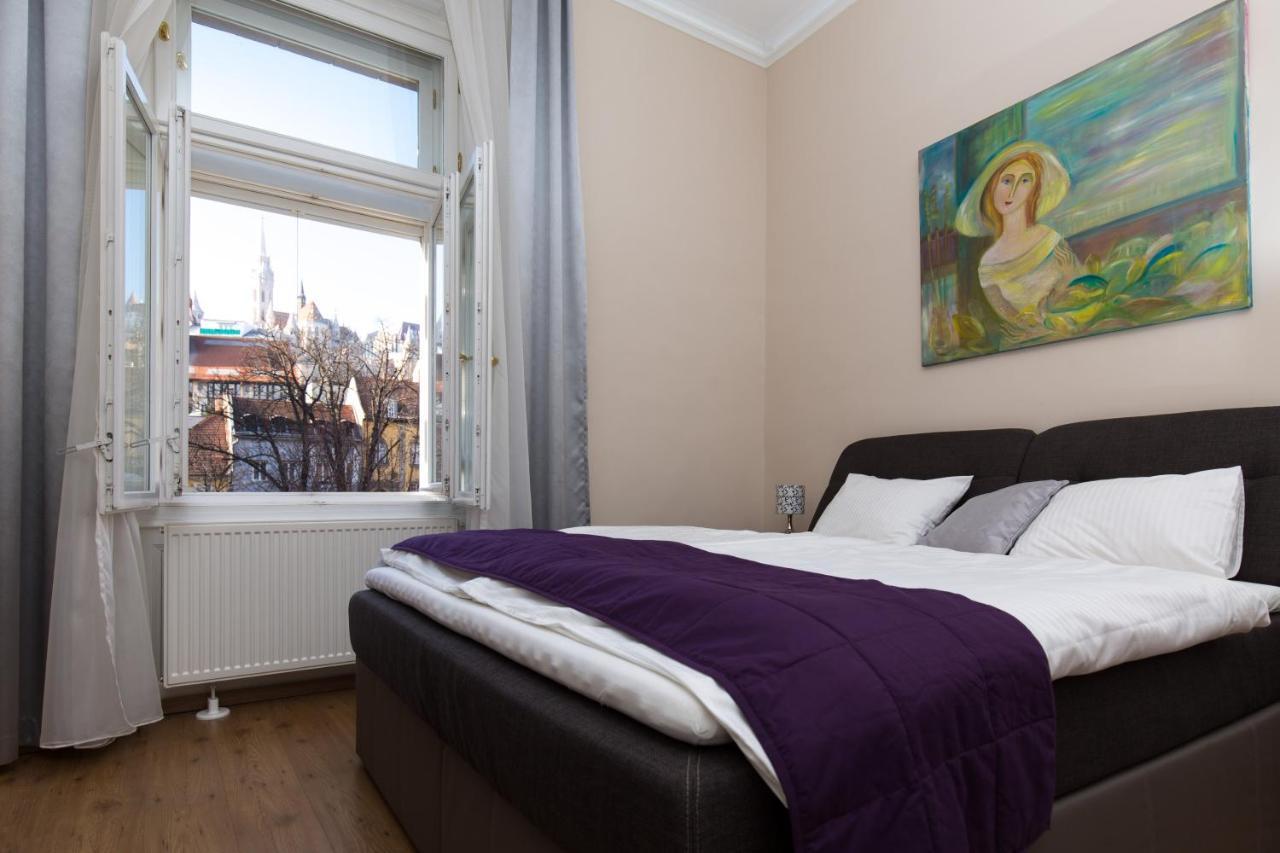 Elegant Apartment With Buda Castle View Boedapest Buitenkant foto